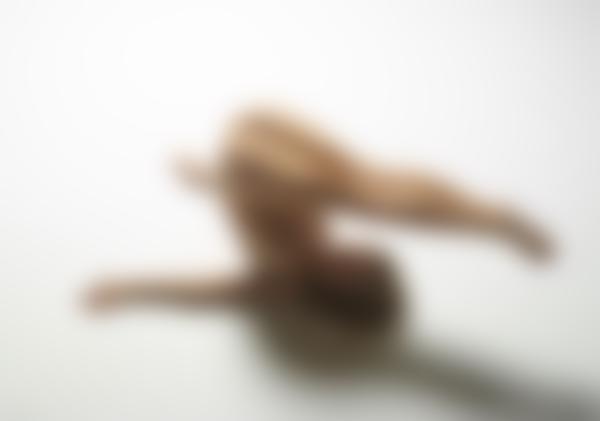 Kuva #9 galleriasta Darina L bodyscapes